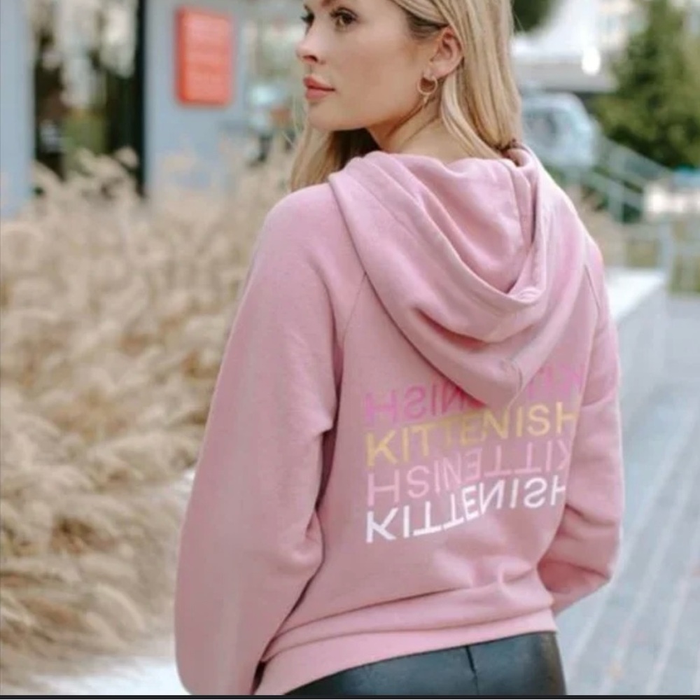 Kittenish Jessie James Decker Dusty Rose Hoodie Medium